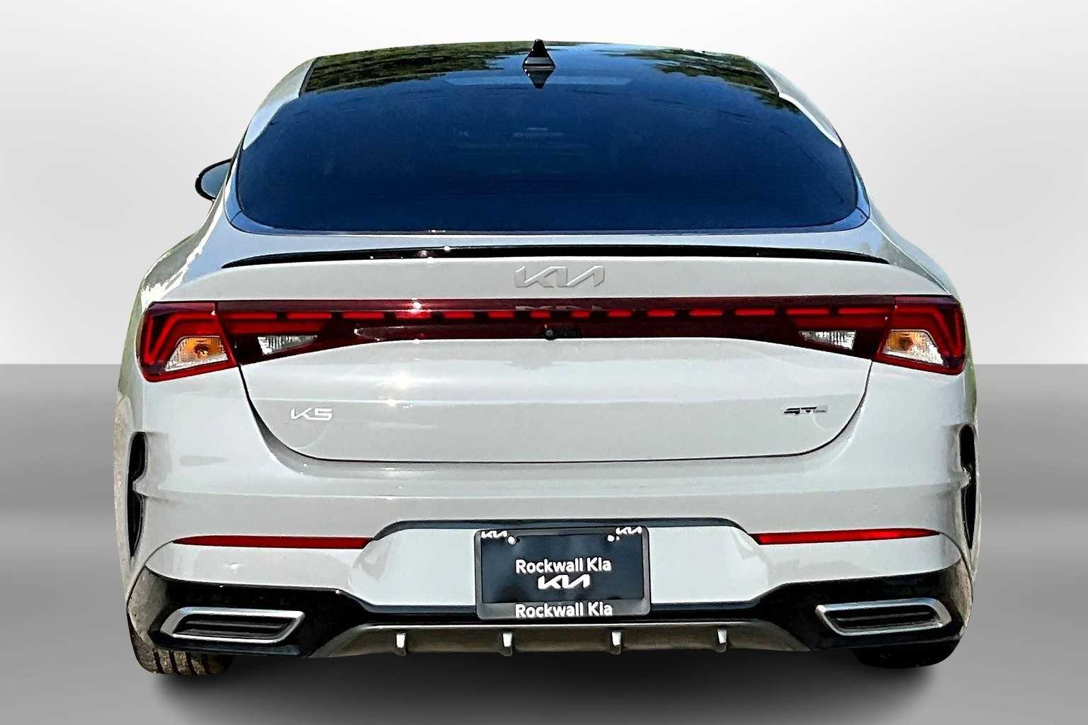 Thumbnail: 2023 Kia K5 - 4