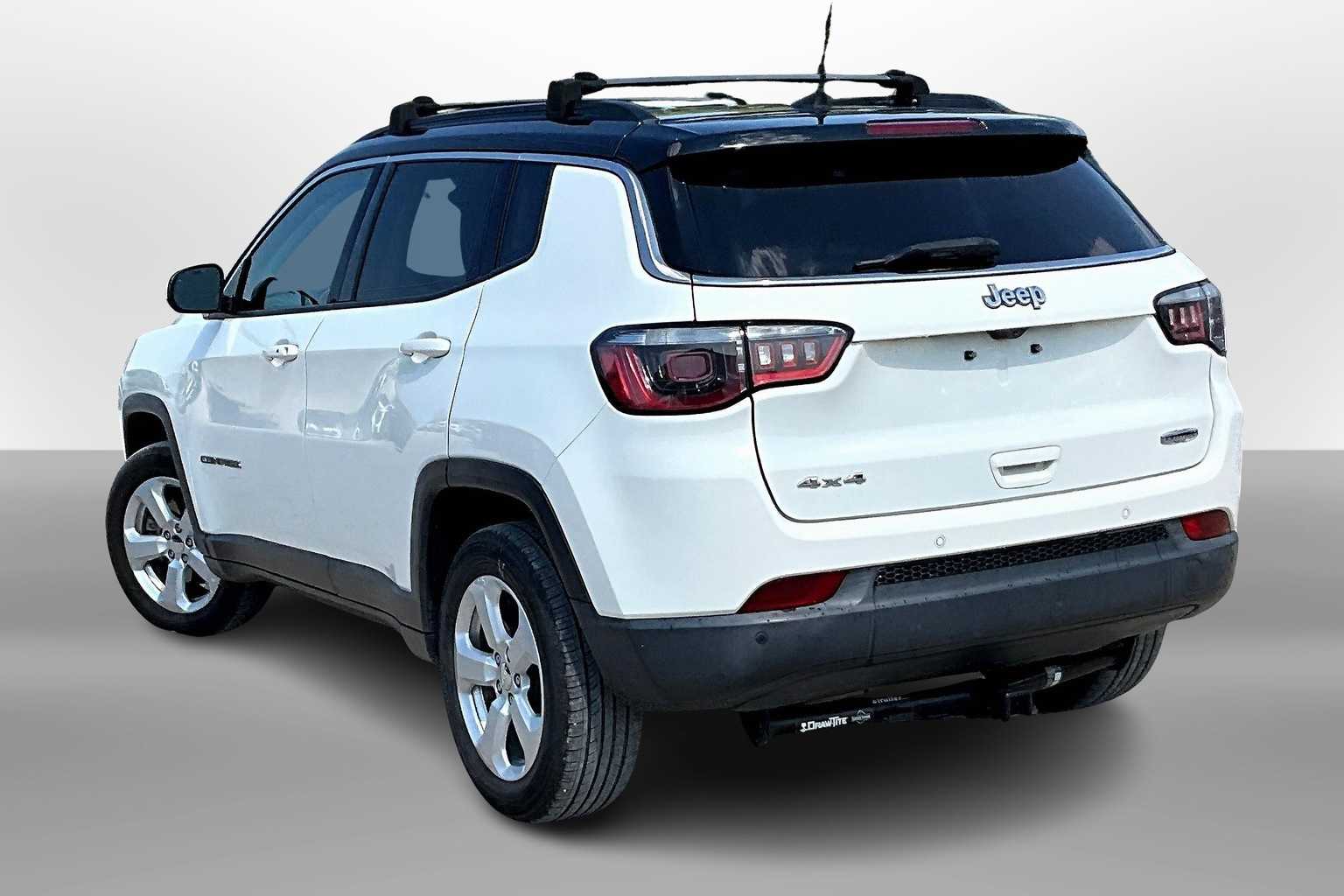 Thumbnail: 2018 Jeep Compass - 11