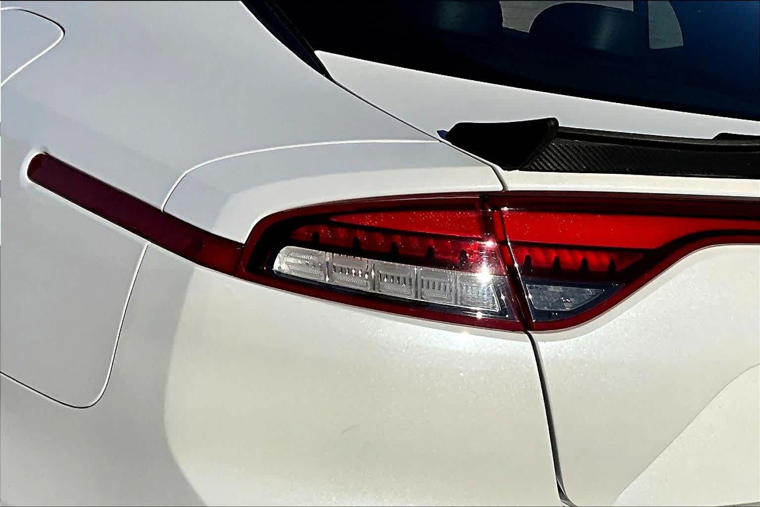 Thumbnail: 2022 Kia Stinger - 31