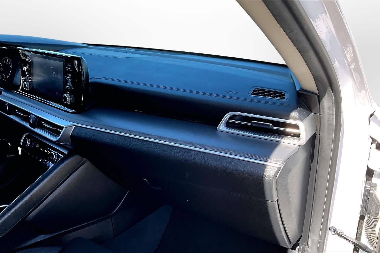 Thumbnail: 2022 Kia K5 - 15