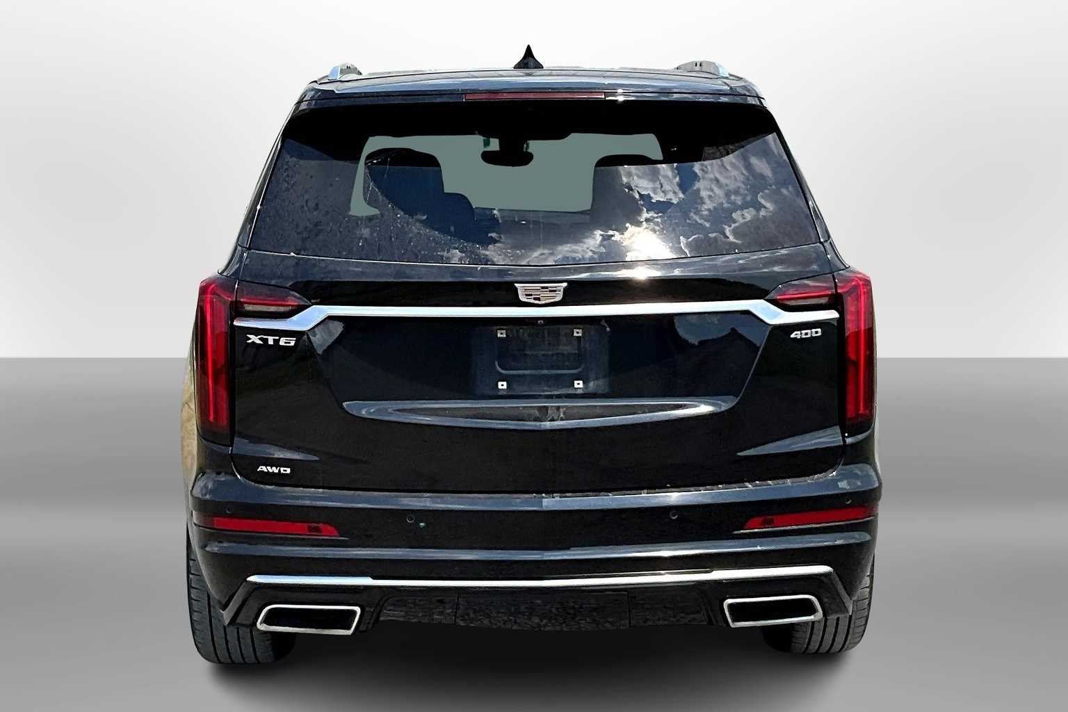 Thumbnail: 2021 Cadillac XT6 - 4