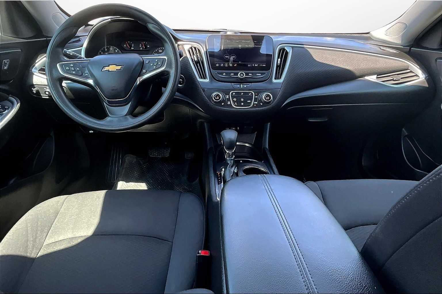 Thumbnail: 2023 Chevrolet Malibu - 14