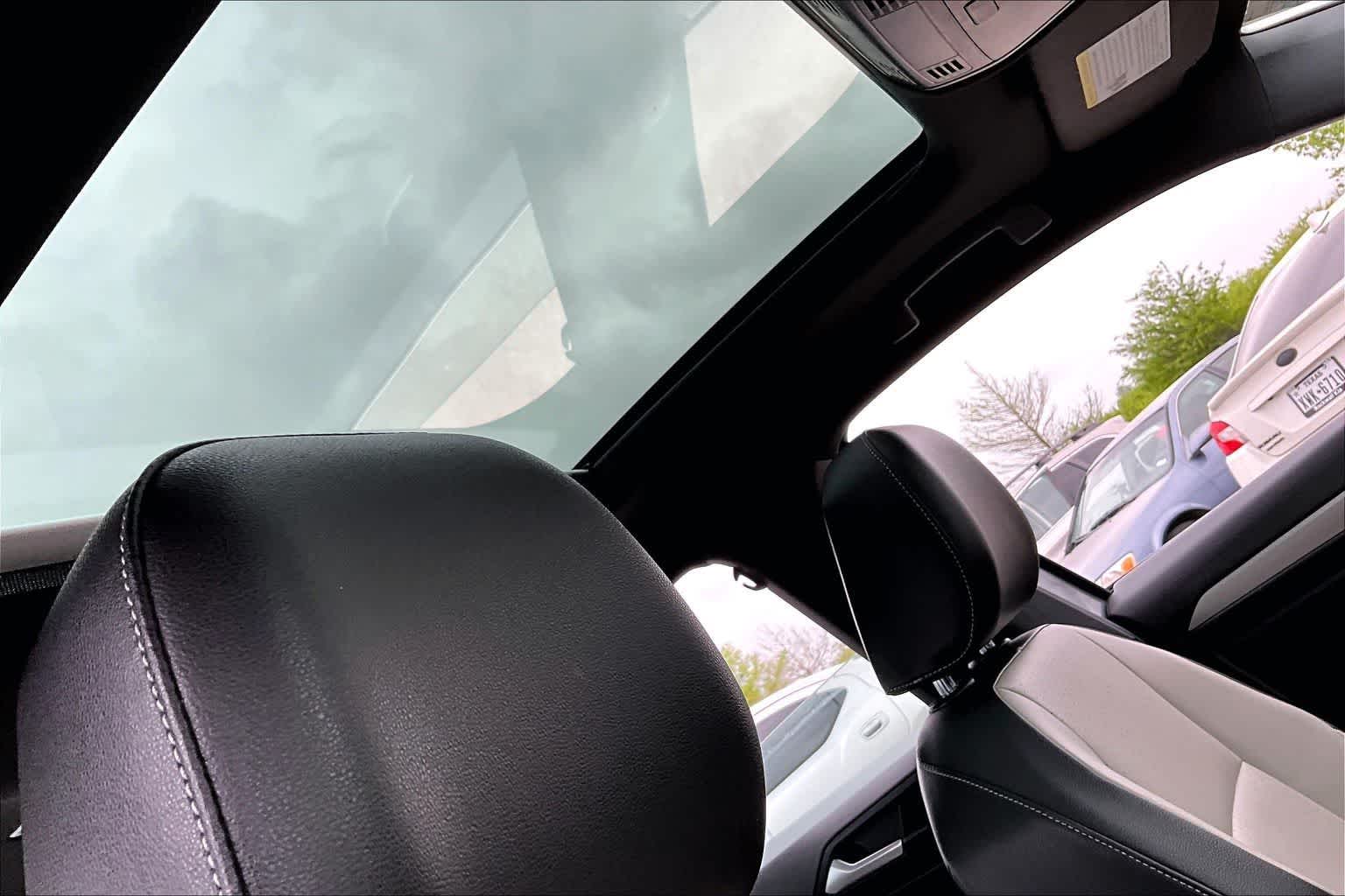 Thumbnail: 2019 Volkswagen Jetta - 16