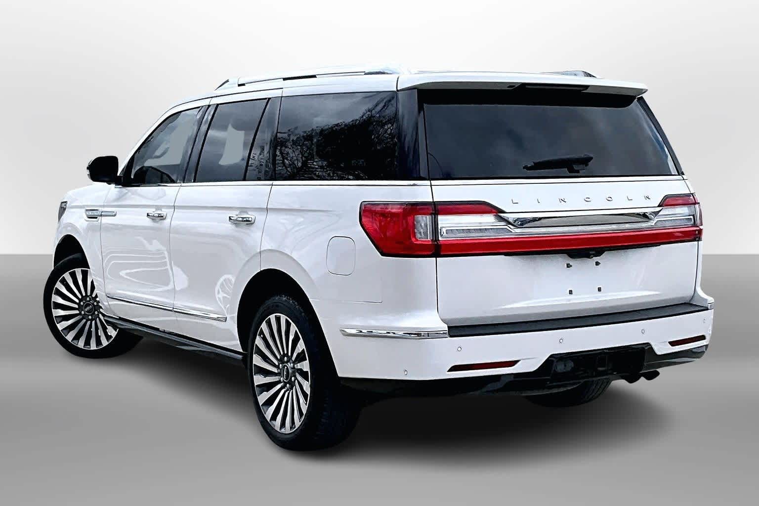 Thumbnail: 2018 Lincoln Navigator - 11