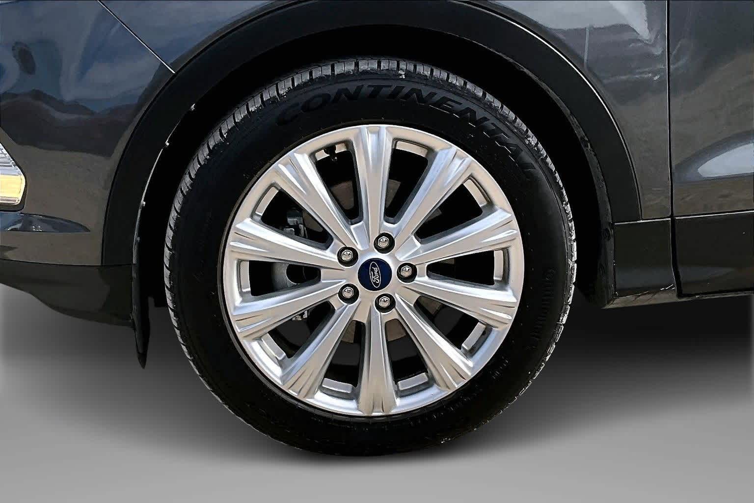 Thumbnail: 2019 Ford Escape - 8