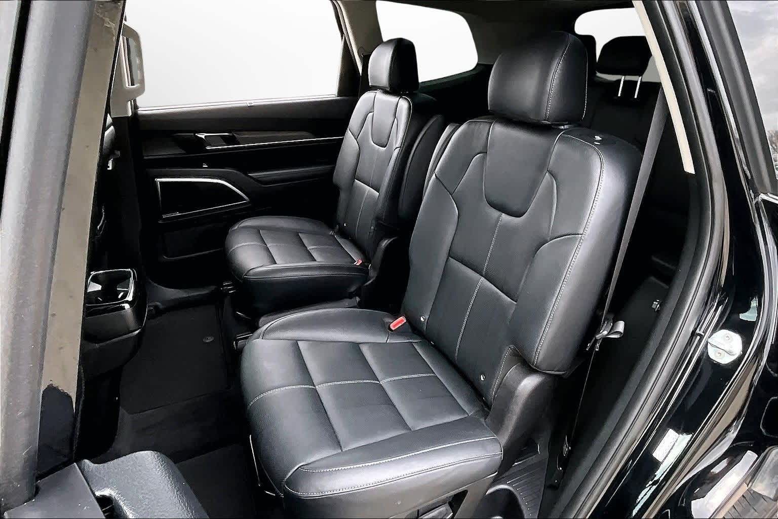 Thumbnail: 2022 Kia Telluride - 25