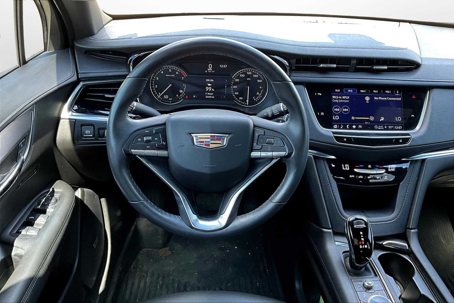 Thumbnail: 2023 Cadillac XT6 - 5