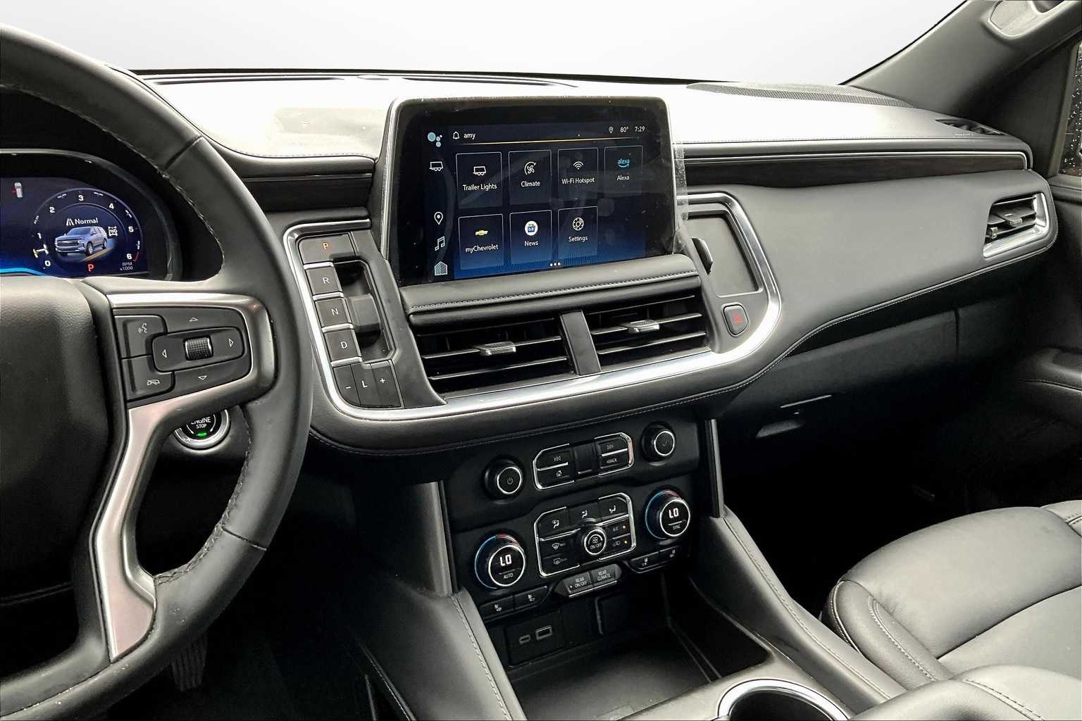 Thumbnail: 2023 Chevrolet Suburban - 6