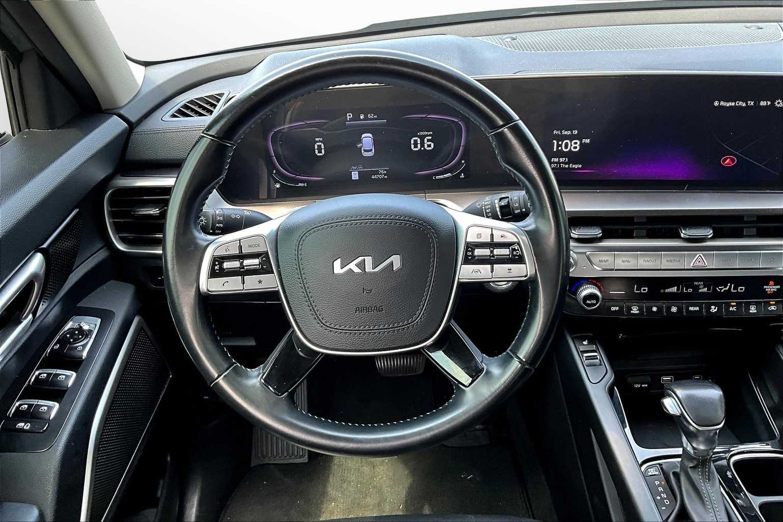 Thumbnail: 2023 Kia Telluride - 5