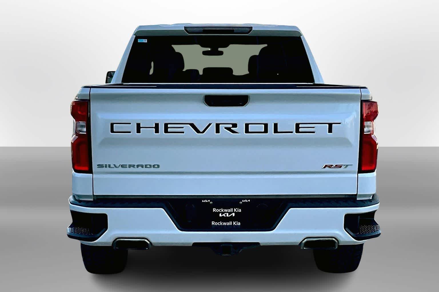Thumbnail: 2021 Chevrolet Silverado 1500 - 4