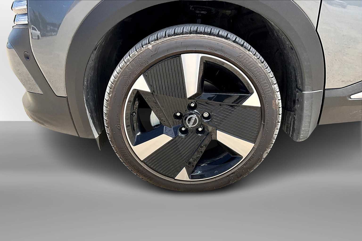 Thumbnail: 2025 Nissan Kicks - 7