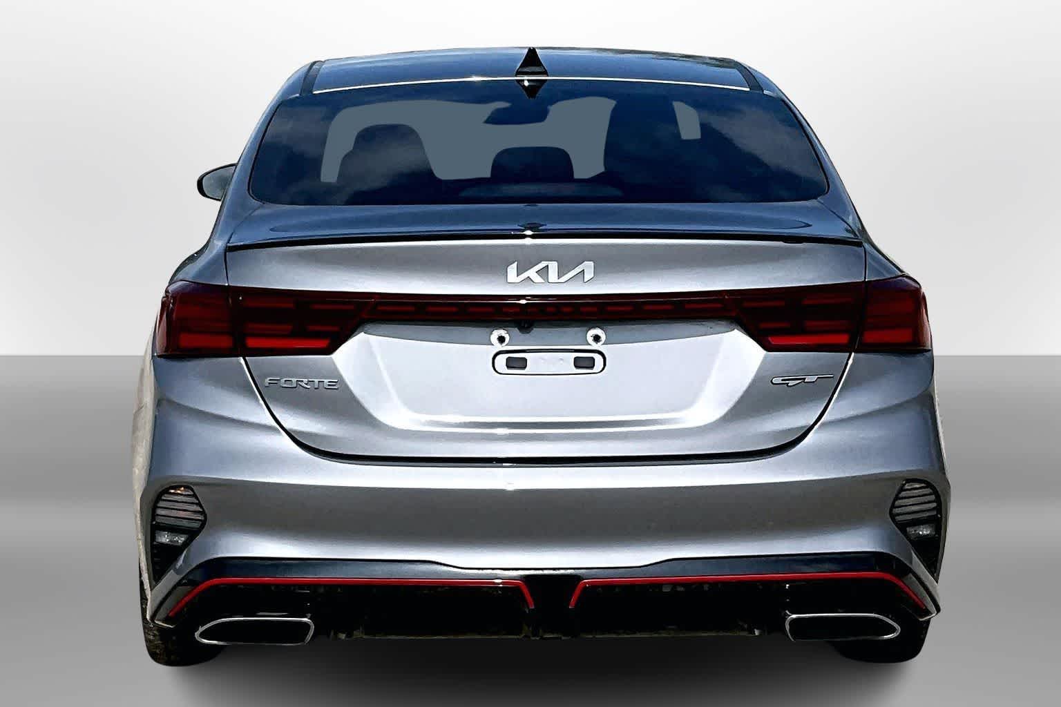 Thumbnail: 2023 Kia Forte - 4