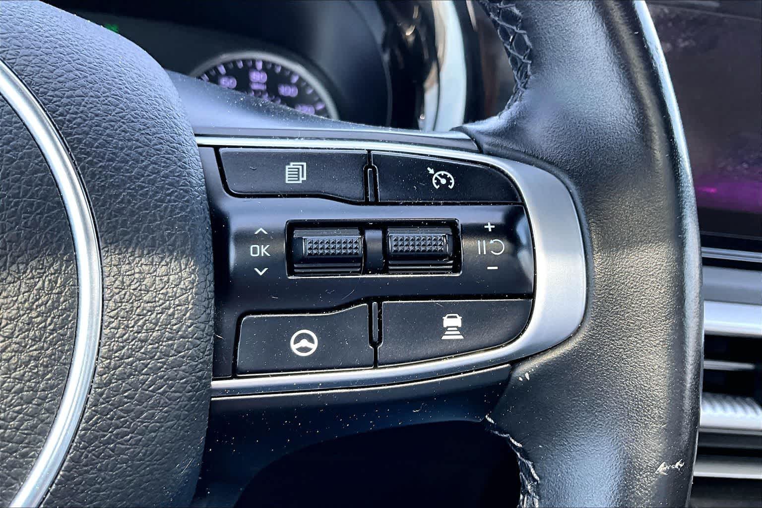 Thumbnail: 2022 Kia K5 - 17