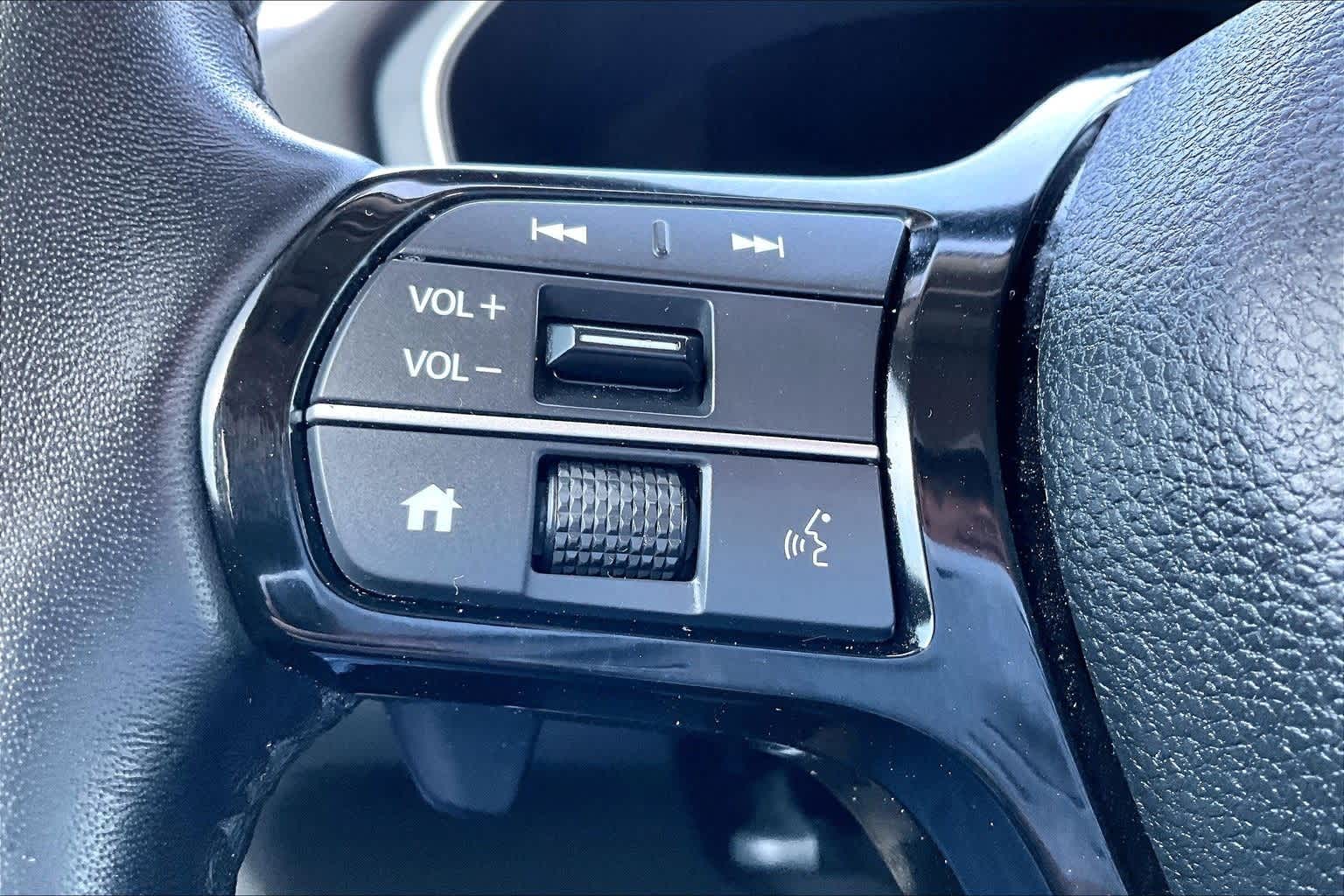 Thumbnail: 2023 Honda Pilot - 18