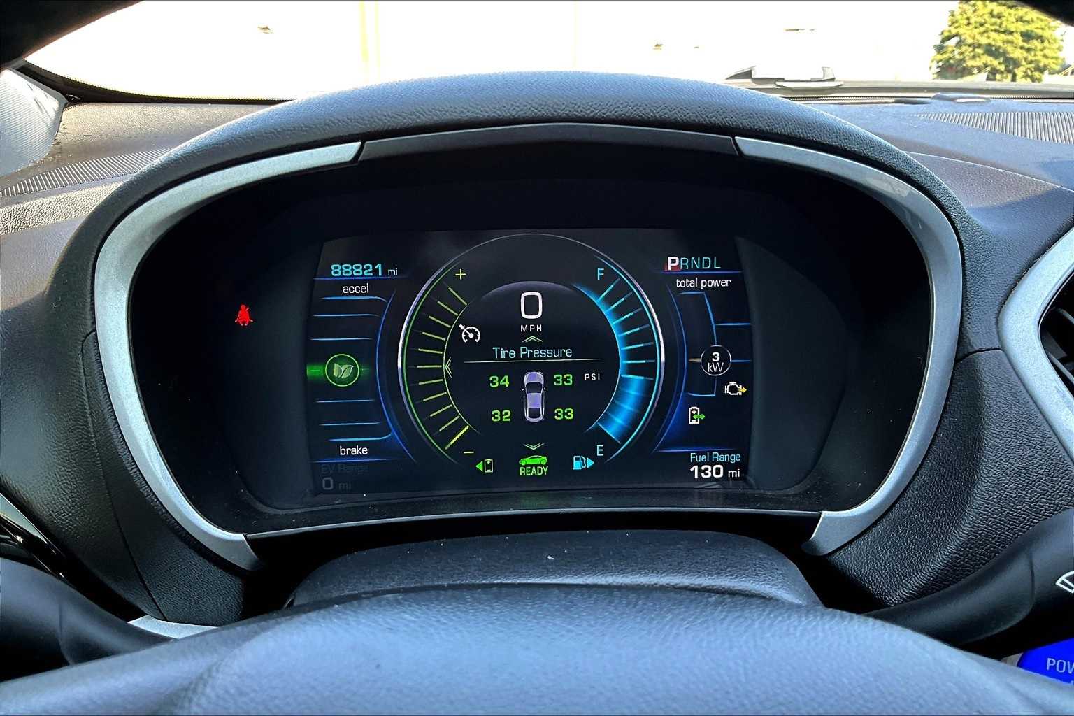 Thumbnail: 2018 Chevrolet Volt - 21