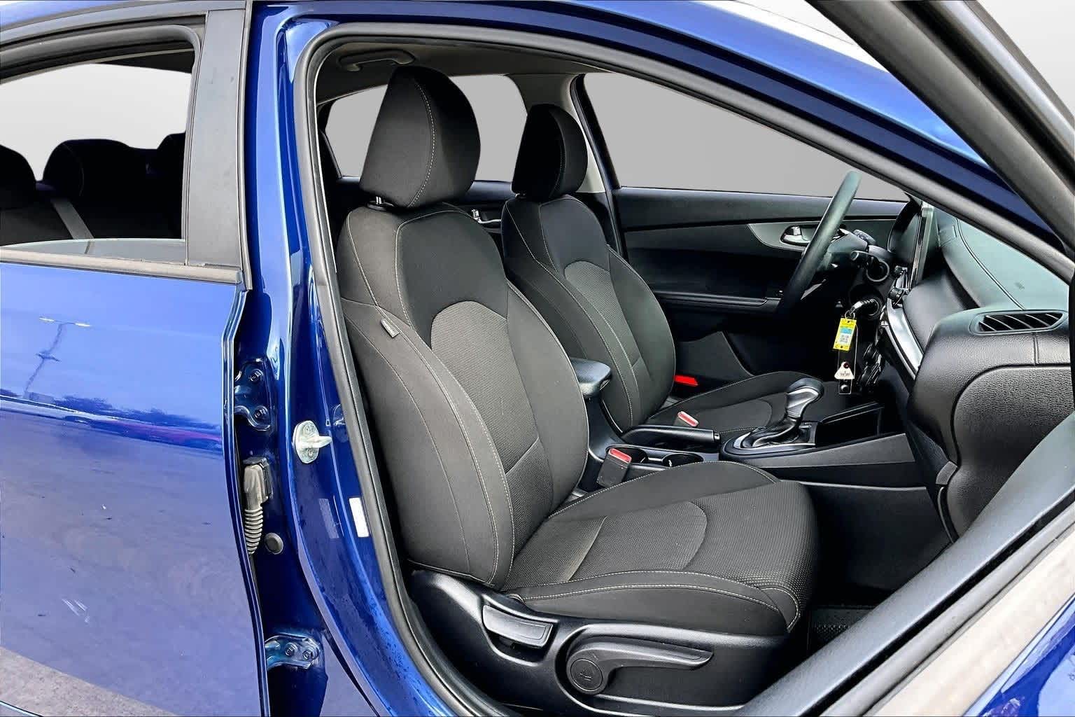 Thumbnail: 2019 Kia Forte - 6