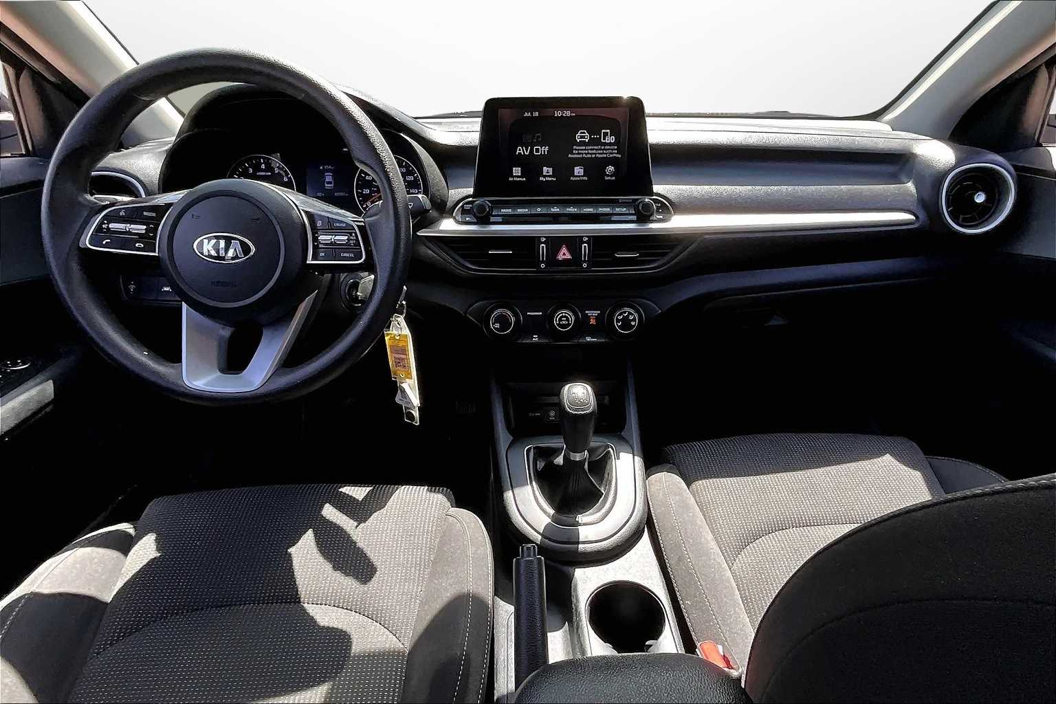 Thumbnail: 2020 Kia Forte - 14