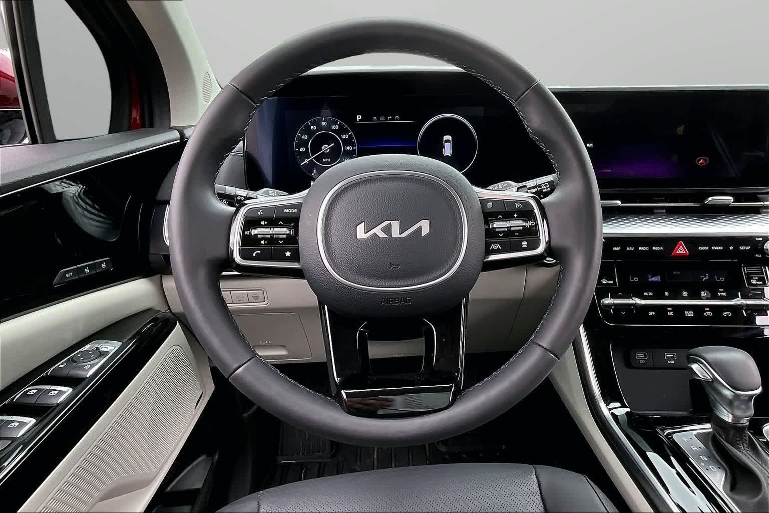 Thumbnail: 2024 Kia Carnival - 4