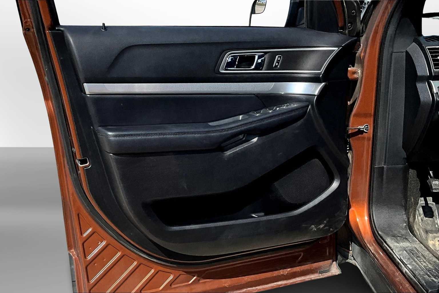 Thumbnail: 2017 Ford Explorer - 17