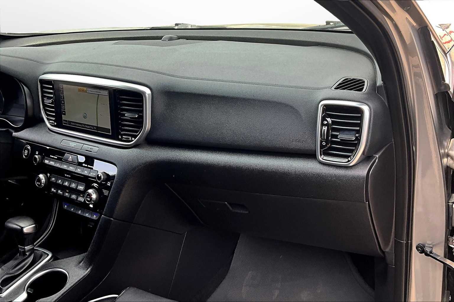 Thumbnail: 2020 Kia Sportage - 15