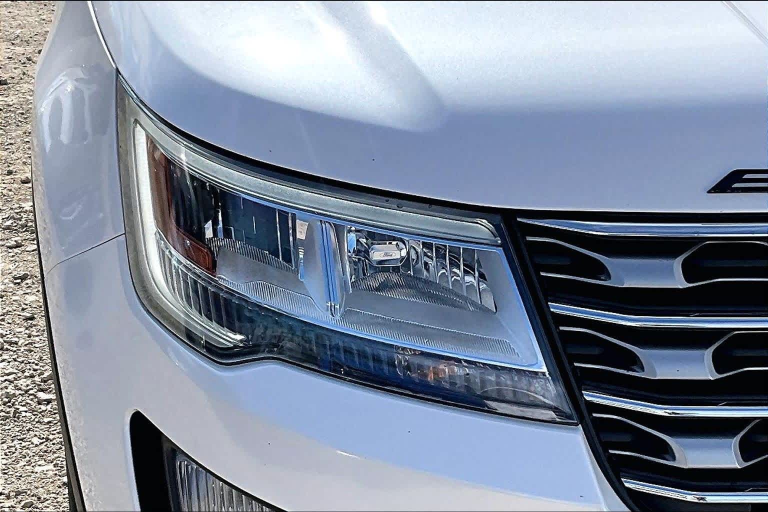 Thumbnail: 2017 Ford Explorer - 29