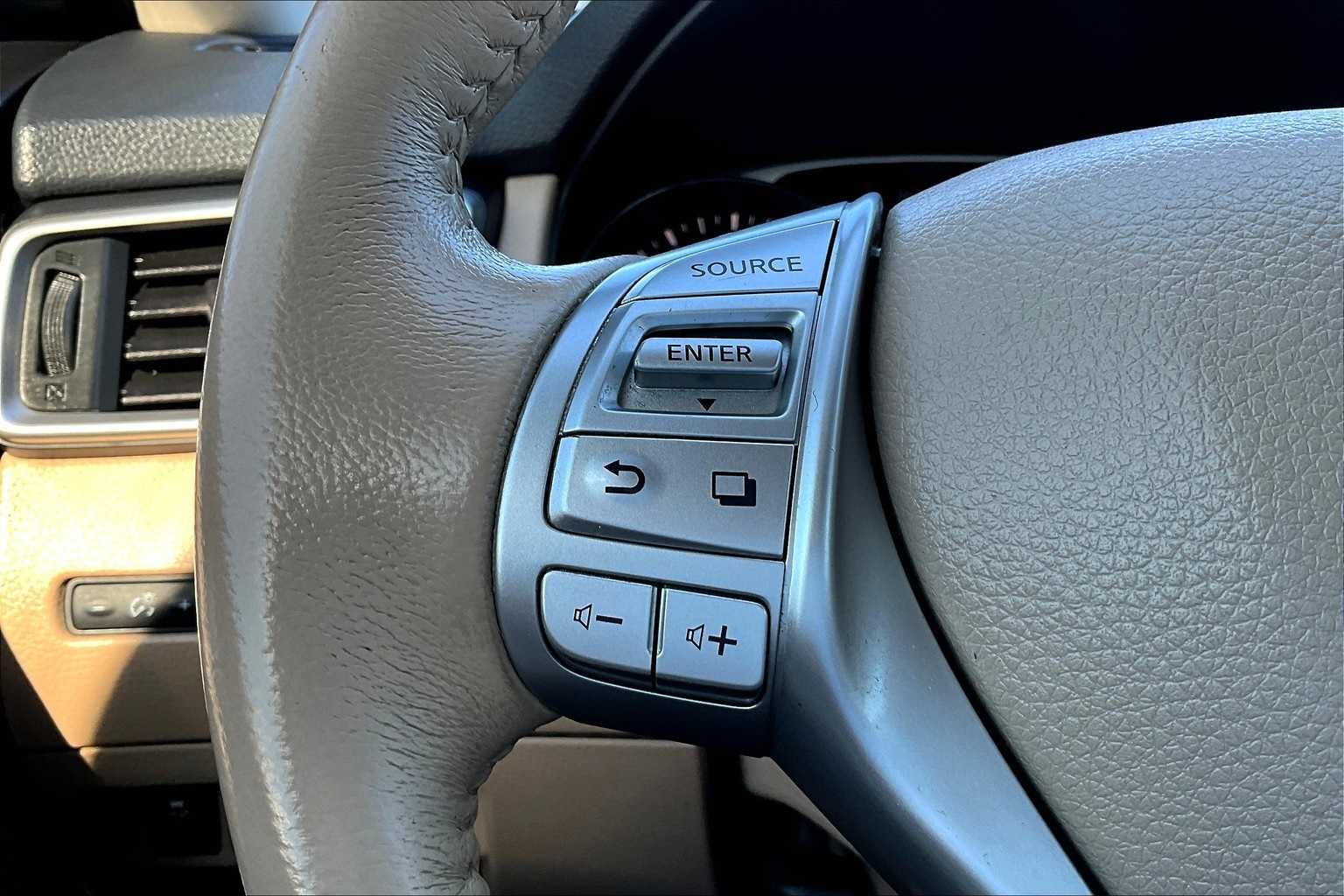 Thumbnail: 2014 Nissan Rogue - 19