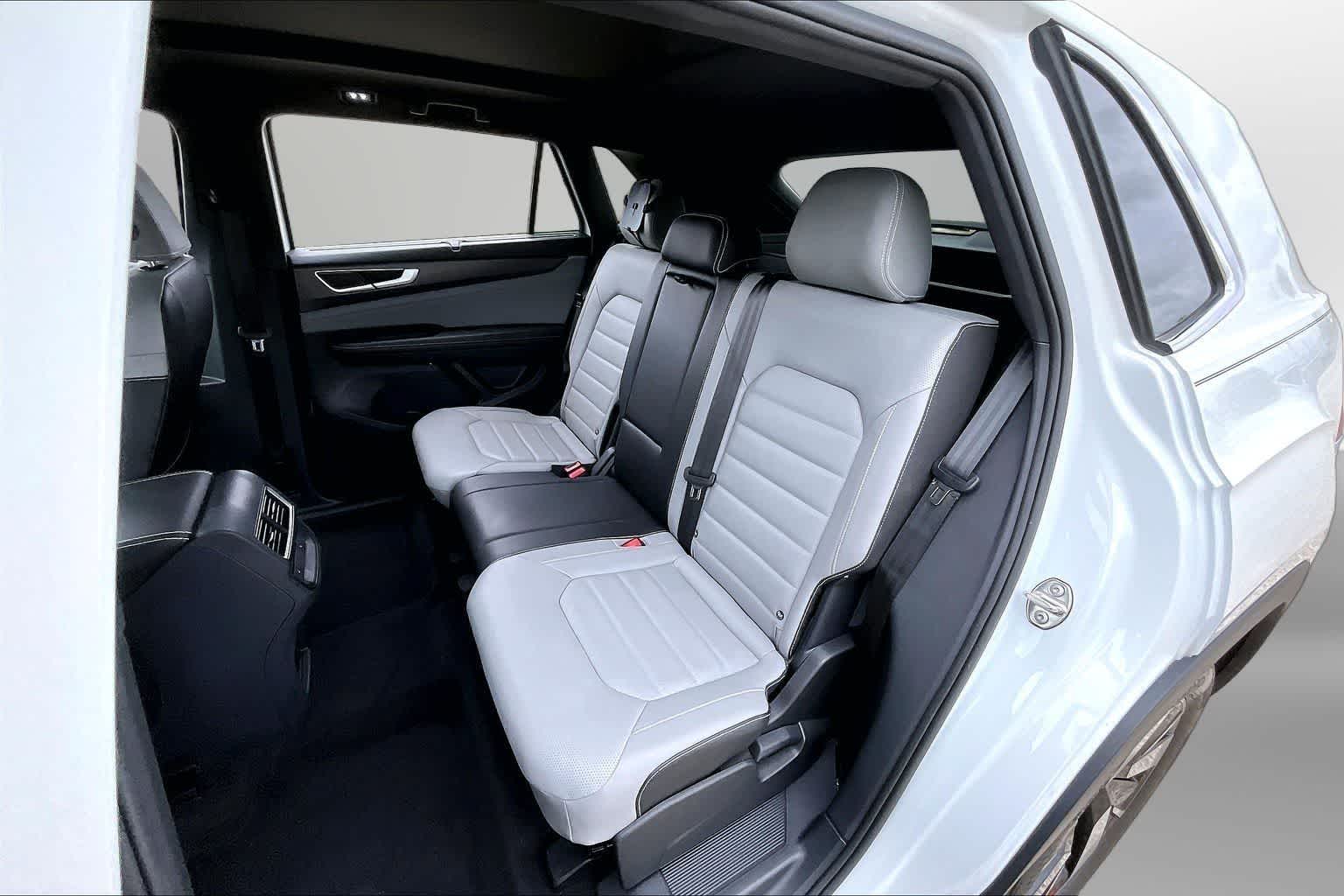 Thumbnail: 2024 Volkswagen Atlas - 25