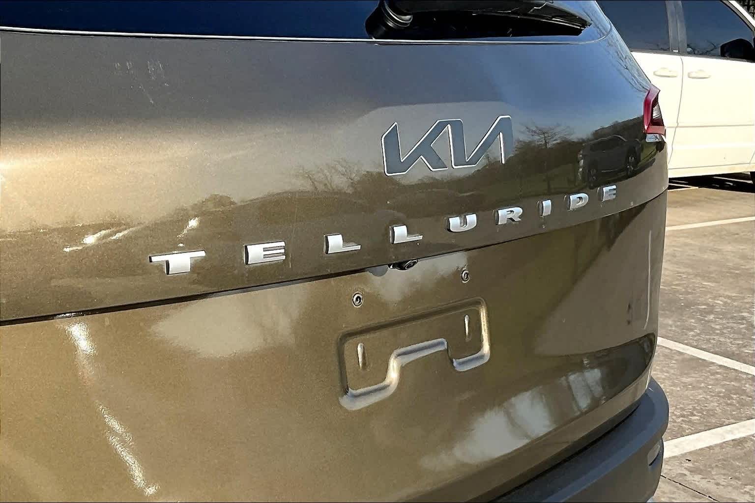 Thumbnail: 2022 Kia Telluride - 35