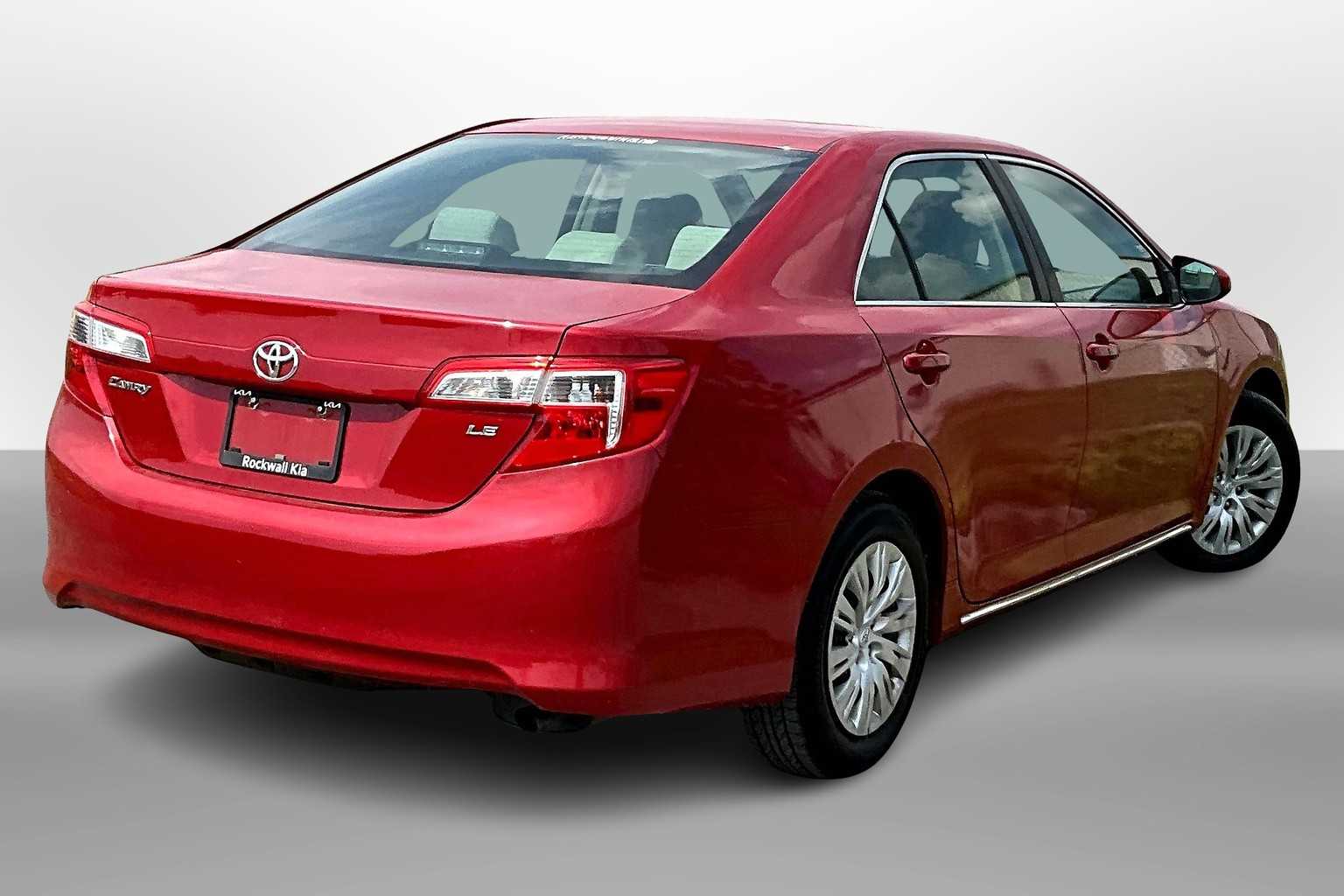 Thumbnail: 2012 Toyota Camry - 2
