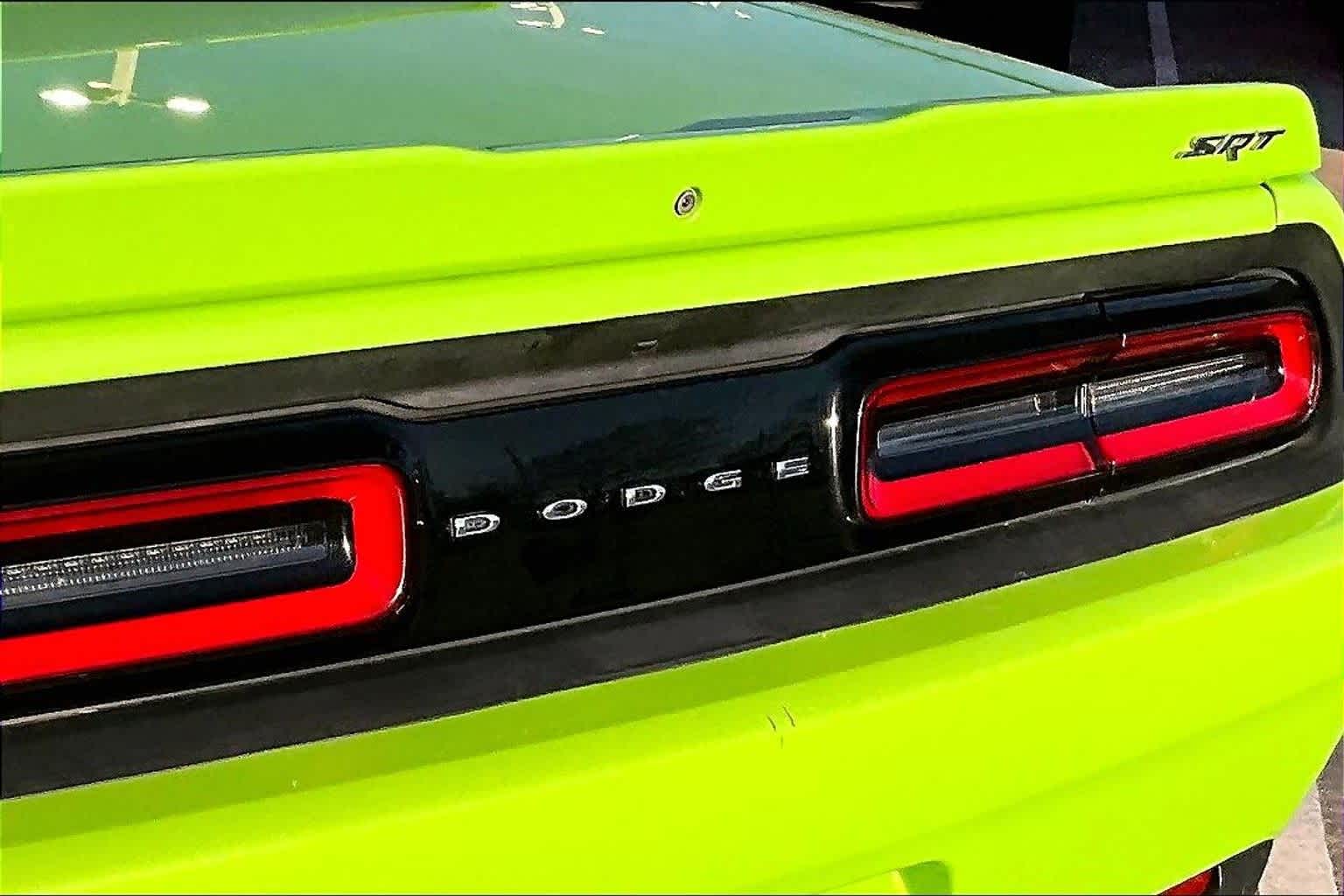 Thumbnail: 2015 Dodge Challenger - 28