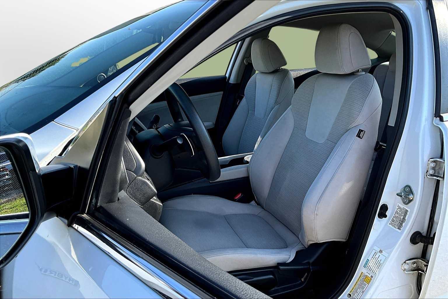 Thumbnail: 2021 Honda Insight - 25