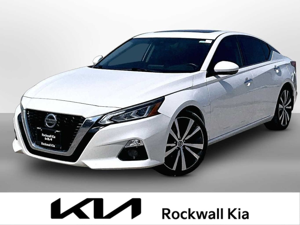 Used 2020 Nissan Altima 2.0 Platinum Sedan