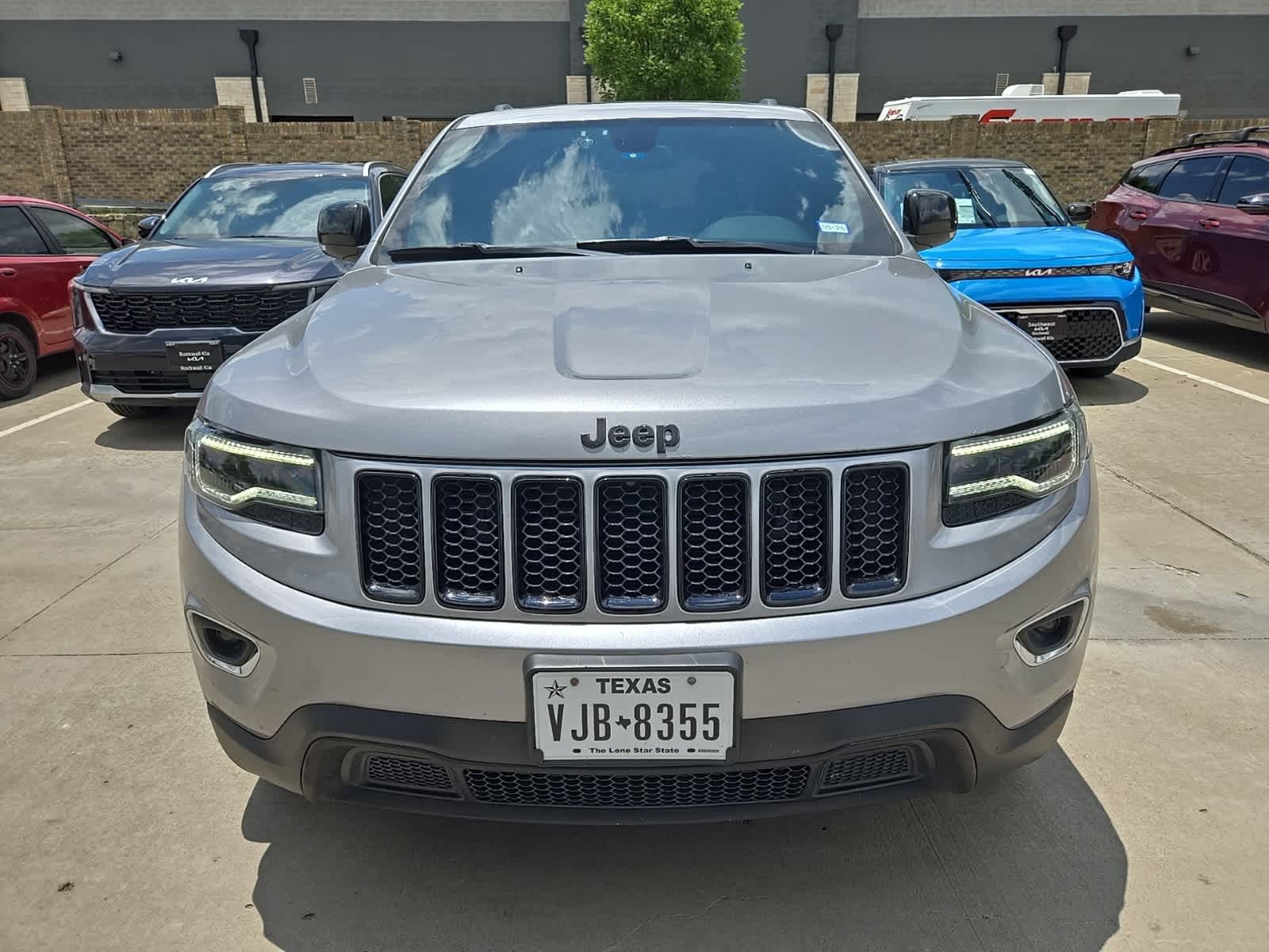 Thumbnail: 2015 Jeep Grand Cherokee - 2