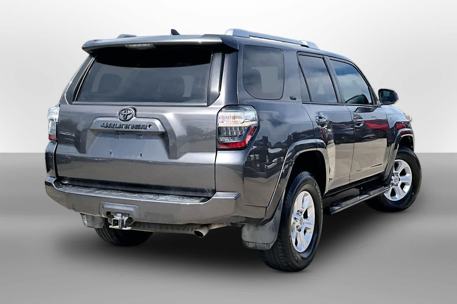Thumbnail: 2016 Toyota 4Runner - 2