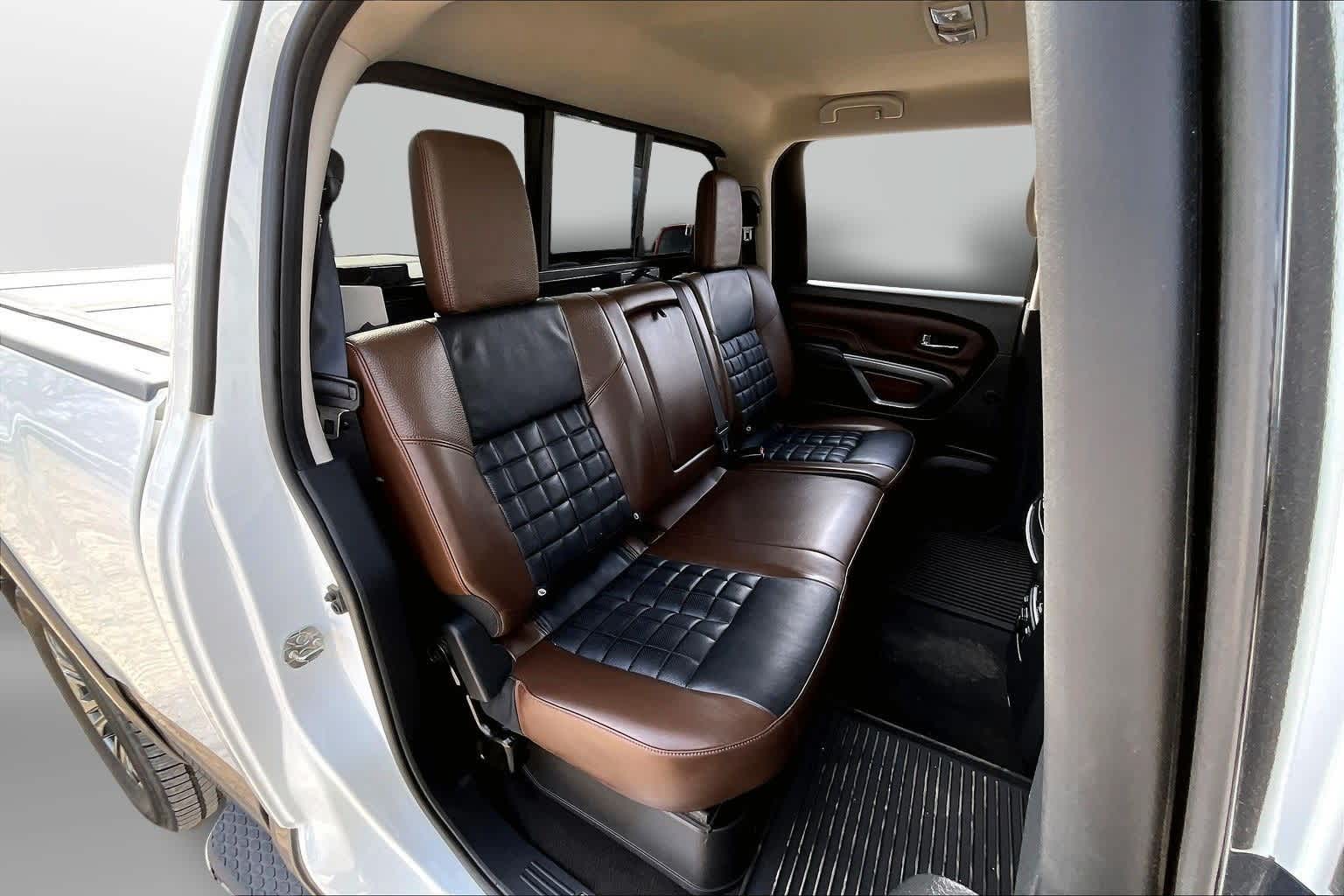 Thumbnail: 2018 Nissan Titan - 27