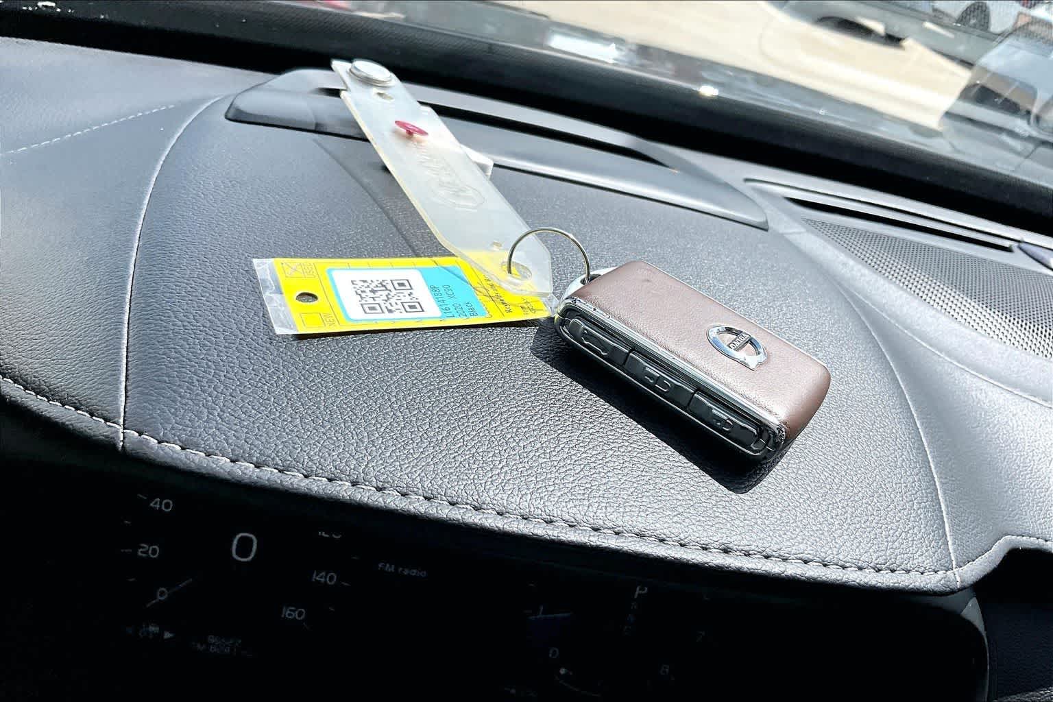 Thumbnail: 2020 Volvo XC90 - 9