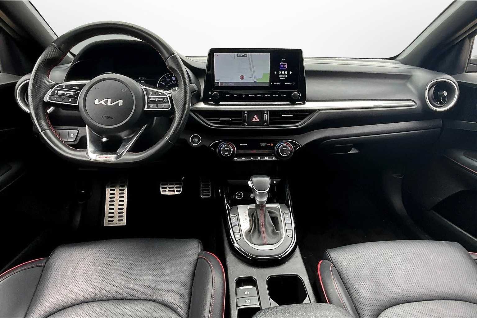 2022 Kia Forte GT 14