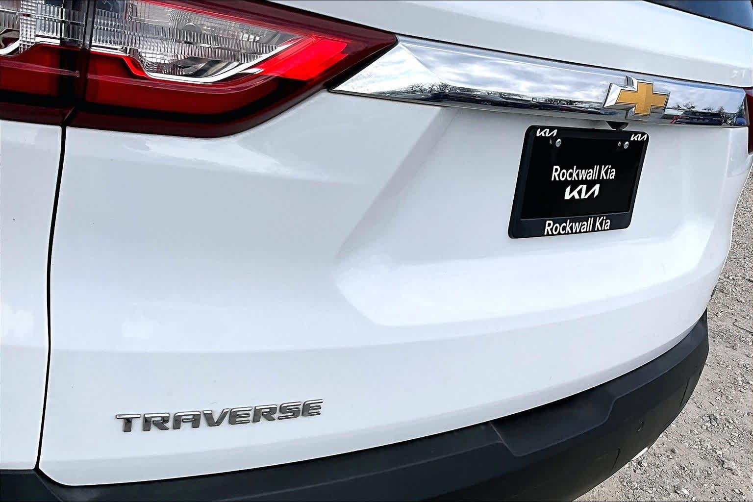 Thumbnail: 2018 Chevrolet Traverse - 28