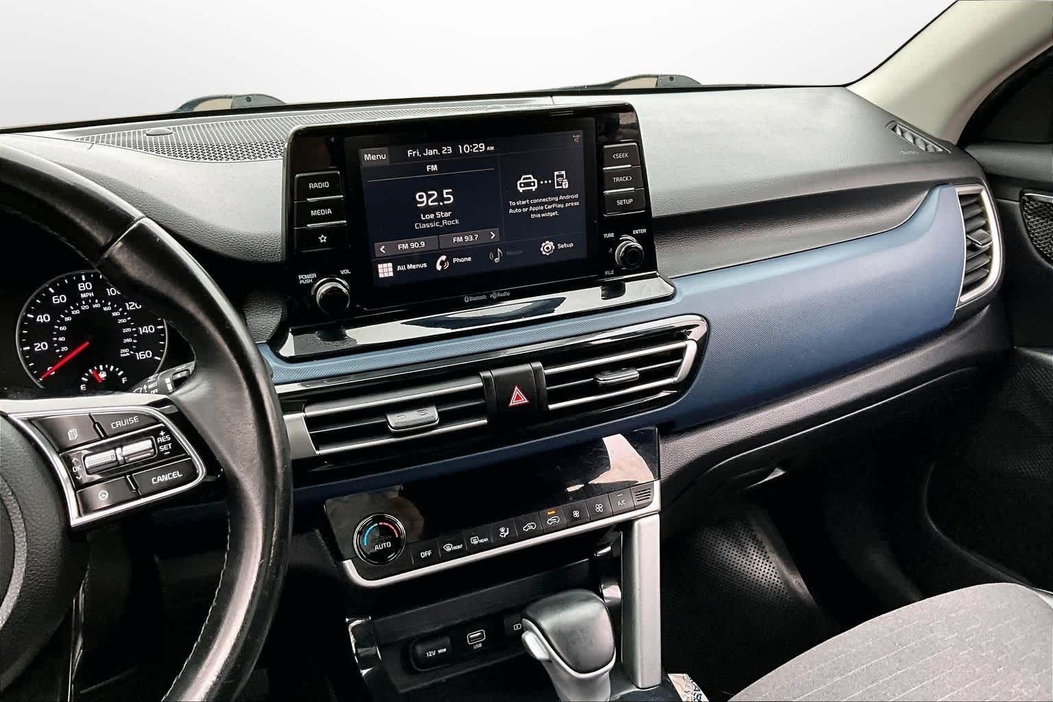 Thumbnail: 2023 Kia Seltos - 6