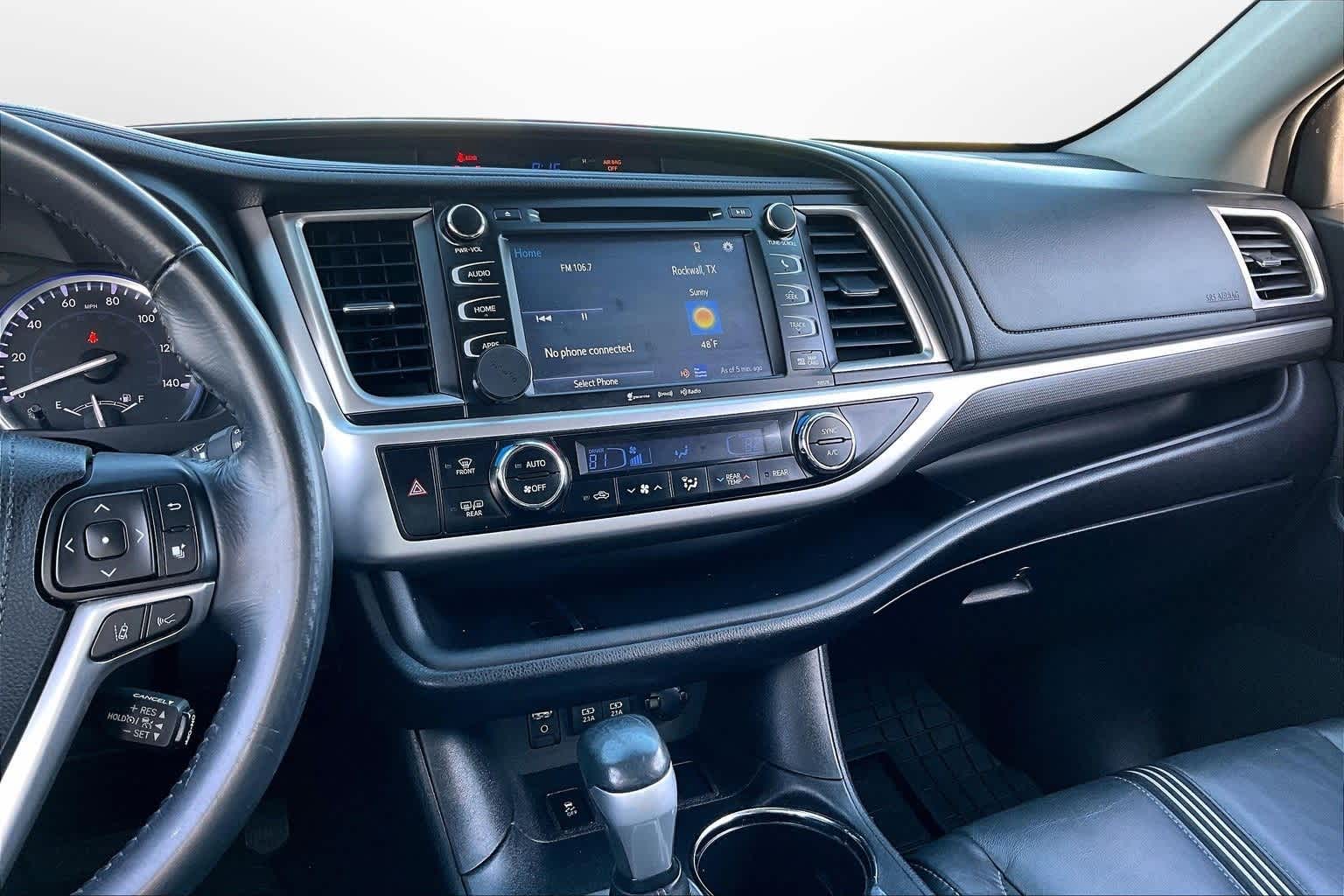 Thumbnail: 2017 Toyota Highlander - 6