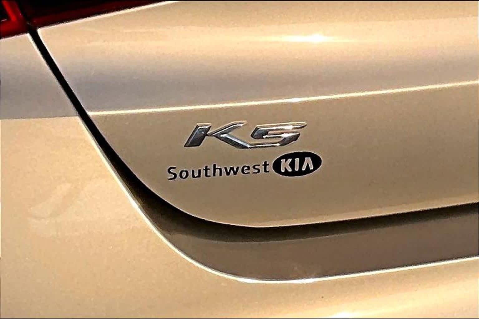 Thumbnail: 2021 Kia K5 - 29