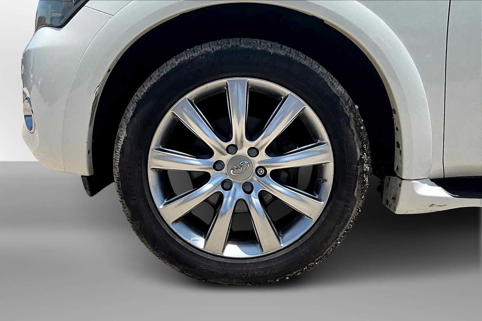 Thumbnail: 2013 INFINITI QX56 - 8