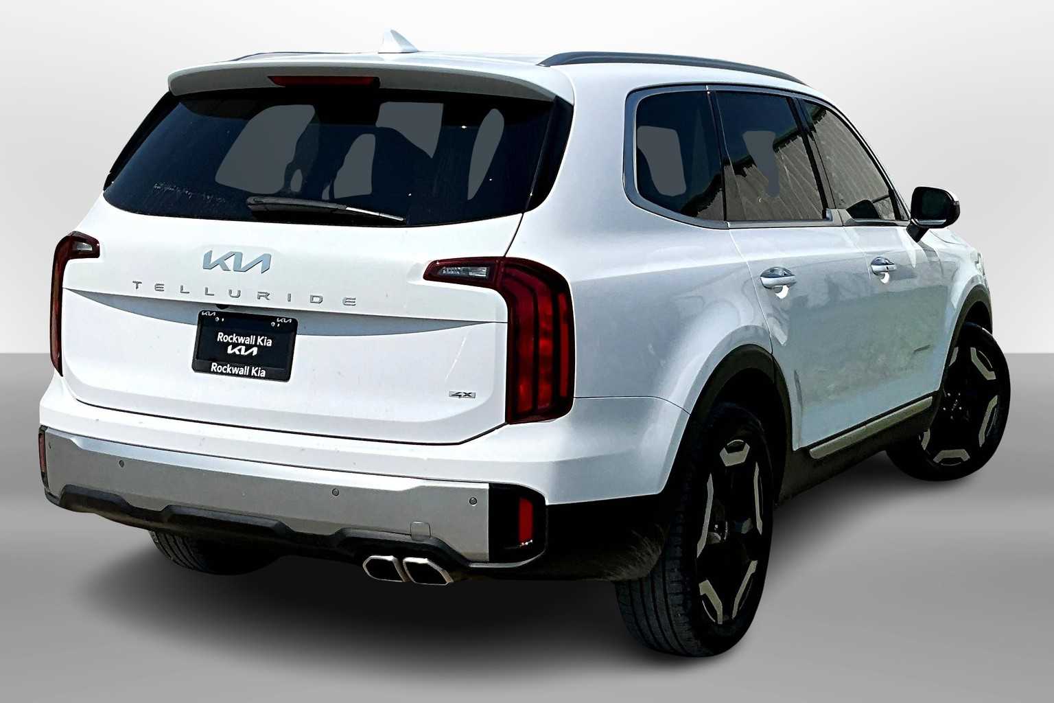 Thumbnail: 2023 Kia Telluride - 2