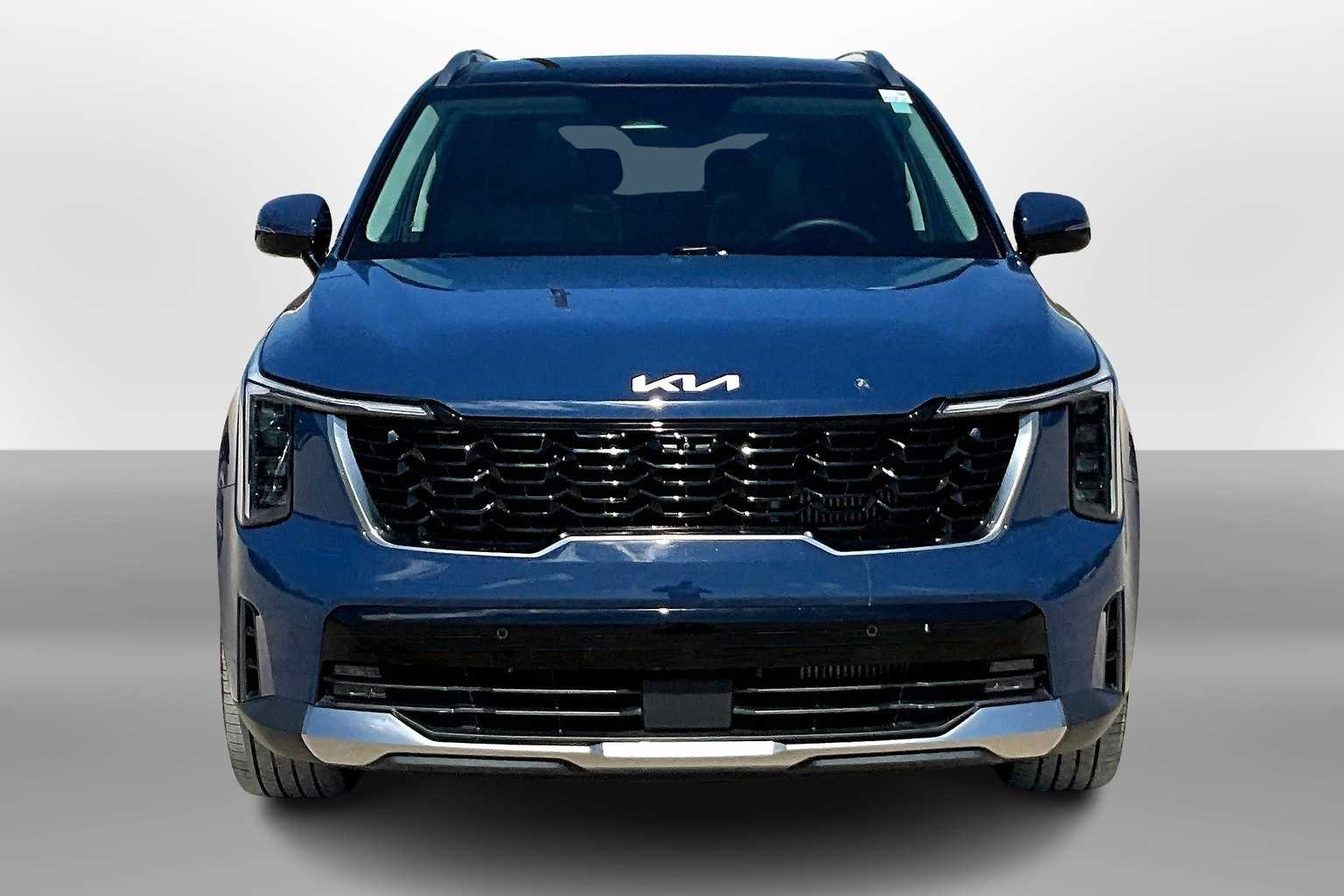 Thumbnail: 2024 Kia Sorento - 3