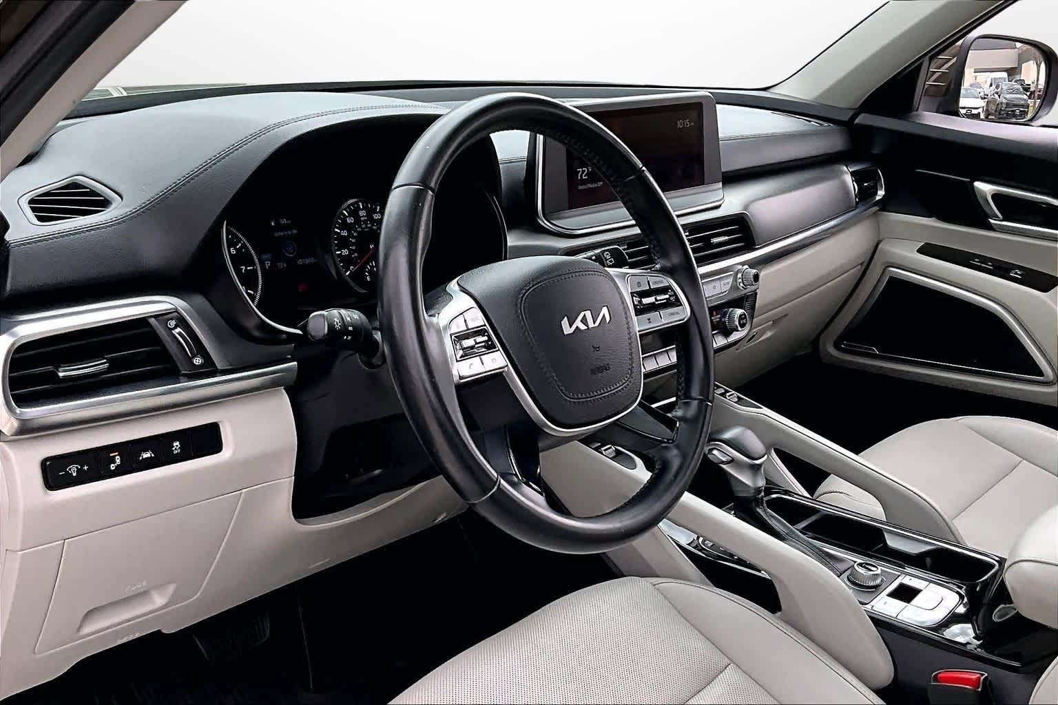 Thumbnail: 2022 Kia Telluride - 12