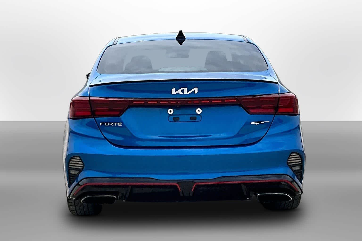 Thumbnail: 2022 Kia Forte - 3