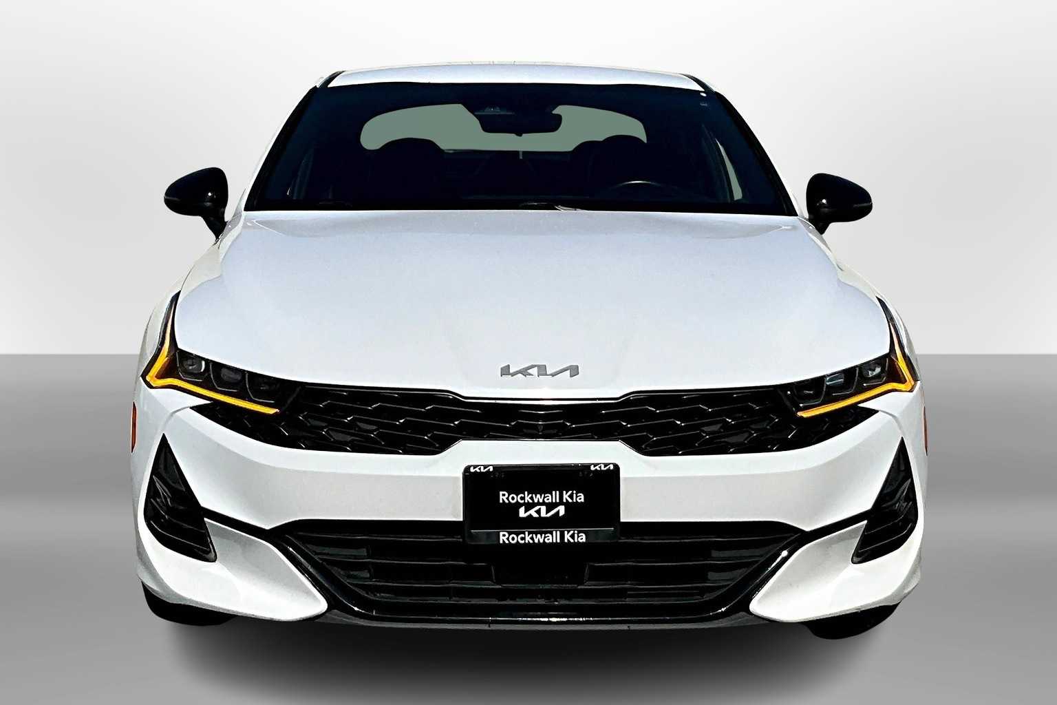 2023 Kia K5 GT-Line photo 2