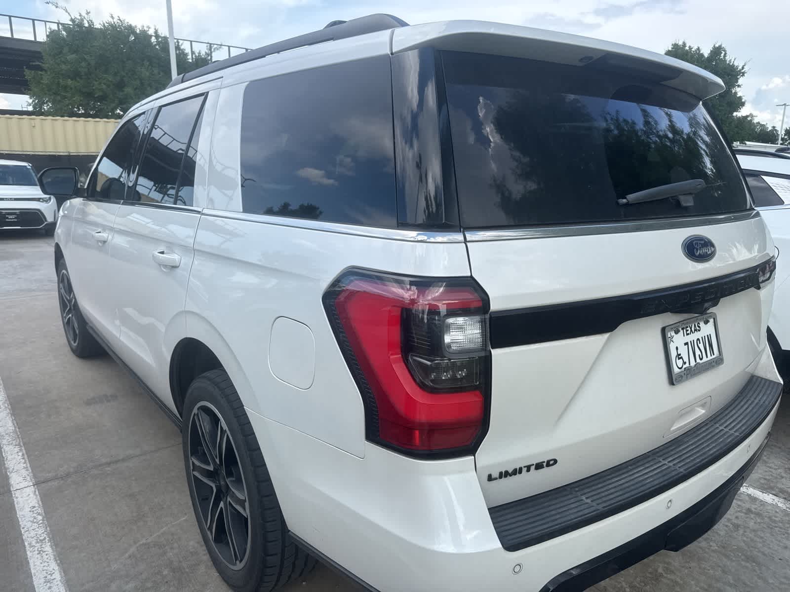 Thumbnail: 2019 Ford Expedition - 5