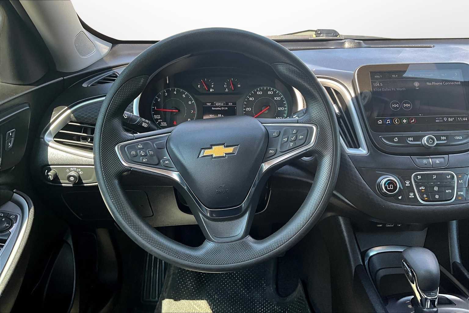 Thumbnail: 2023 Chevrolet Malibu - 5