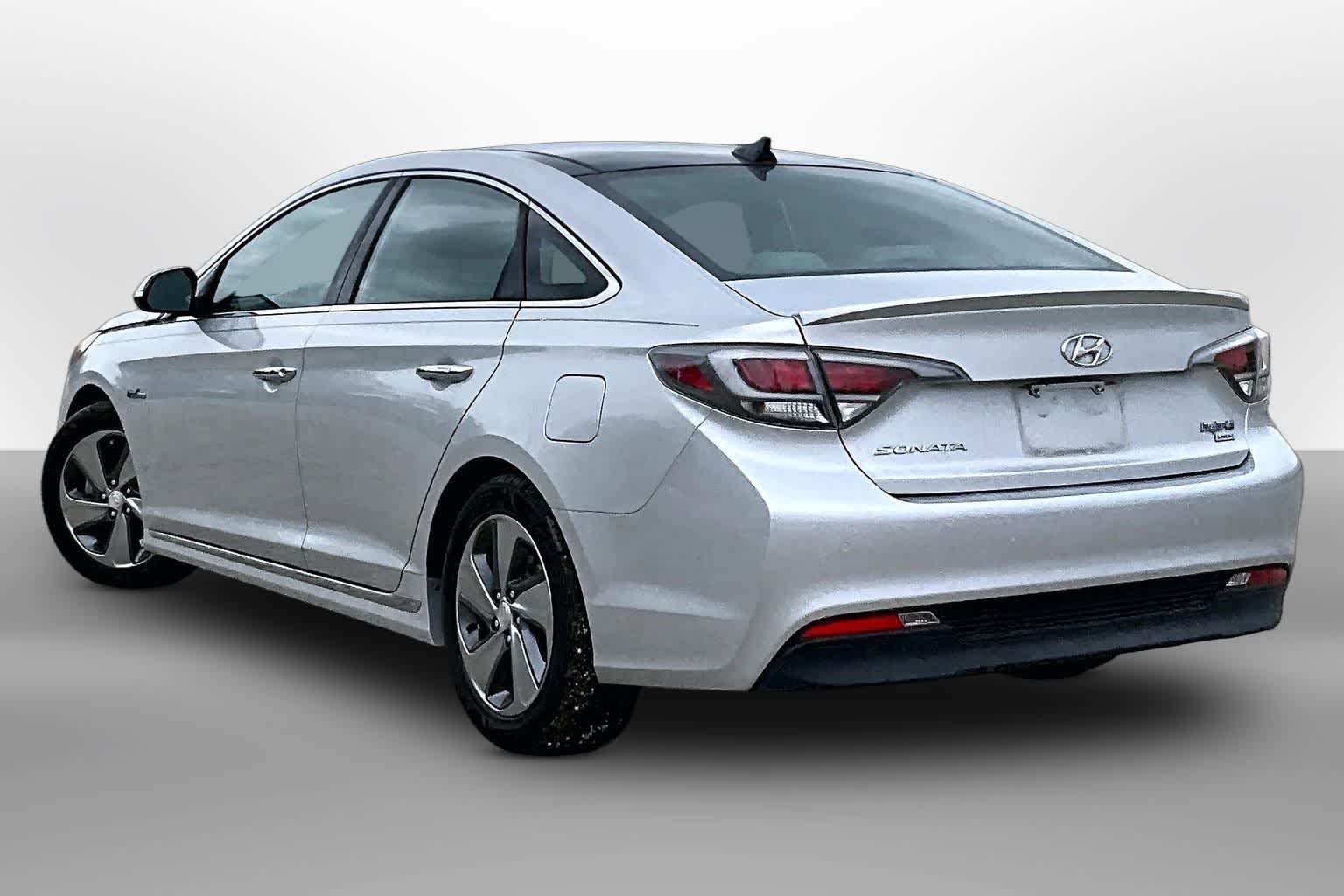 Thumbnail: 2016 Hyundai Sonata - 22